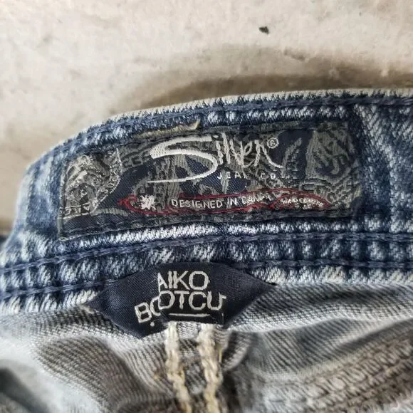 Silver Jeans Women's Boot Cut Light Blue - Picture 12 of 15